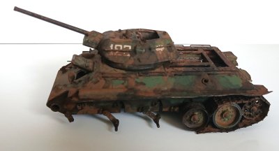 Czołg średni T-34/76 obrazca 1942, spalony