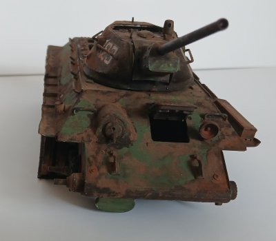 Czołg średni T-34/76 obrazca 1942, spalony