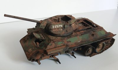 Czołg średni T-34/76 obrazca 1942, spalony