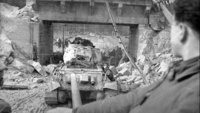 Czołg średni T-34/85 fabr. nr. 183 w Niżnim Tag