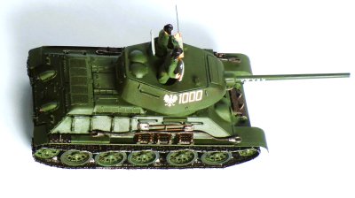Czołg średni T-34-85 z armatą ZIS-S-53 obr. 194