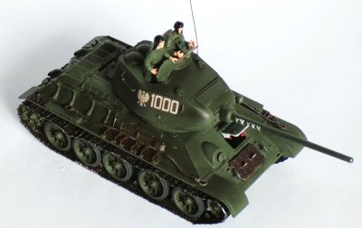 Czołg średni T-34-85 z armatą ZIS-S-53 obr. 194