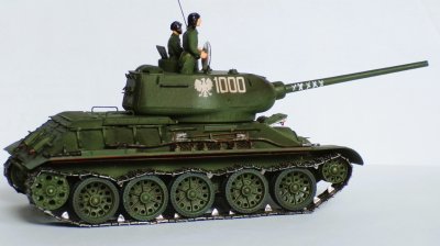 Czołg średni T-34-85 z armatą ZIS-S-53 obr. 194