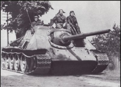 Działo pancerne SU-85.