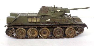 T-34/76 obr. 1942 fabr.112 Krassnoje Sormowo.
