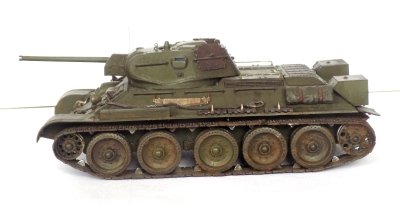 T-34/76 obr. 1942 fabr.112 Krassnoje Sormowo.