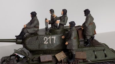 T-34-85 z armatą ZIS-S-53 obr. 1944 fabr. 183.