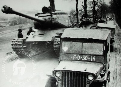 Czołg ciężki IS-2