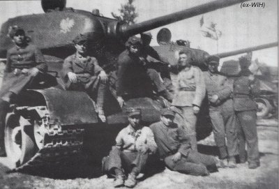 Czołg średni T-34-85 z armatą D5T.