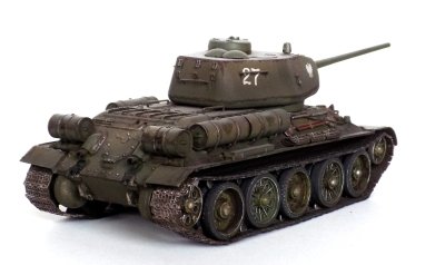 Czołg średni T-34-85 z armatą D5T.