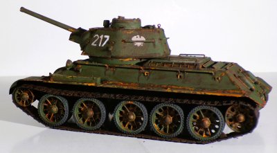 Czołg średni T-34/76 pomnik w Studziankach Panc.