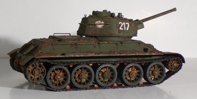 Czołg średni T-34/76 pomnik w Studziankach Panc.