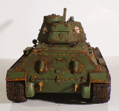 Czołg średni T-34/76 pomnik w Studziankach Panc.