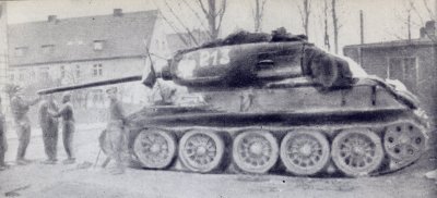 Czołg średni T-34/85 z pomnika w Wejherowie