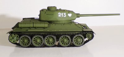 Czołg średni T-34/85 z pomnika w Wejherowie