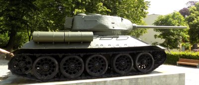 Czołg średni T-34/85 z pomnika w Wejherowie