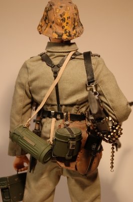 SS Oberschütze z 2. SS Panzer Division 