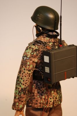 SS-Unterscharführer z SS-Fjg. Batailon 500.