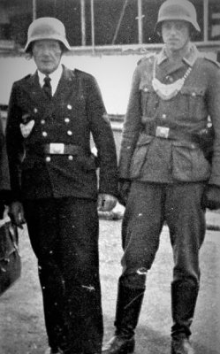 Stabsfelwebel z Marine Kusten Polizei.