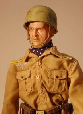 Fliger (szeregowy) z 2. Fallschirmjäger Regiment