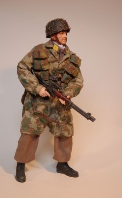 Fliger z Fallschirm-Jäger-Regiment 6.