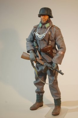 Obergefreiter Feldgendarmerie z 12. Feld Division.