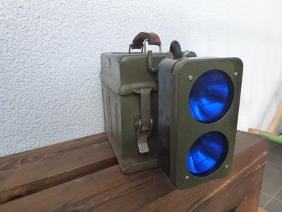 Lampa wojskowa RAS - 67 / 1044