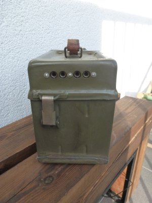 Lampa wojskowa RAS - 67 / 1044
