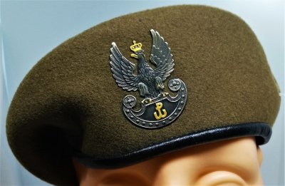 Beret wyjściowy WOT wz. 422A/MON