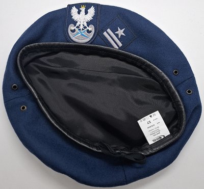 AW - Agencja Wywiadu - beret