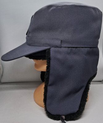 Czapka zimowa z daszkiem wz. 1997
