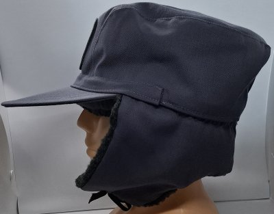 Czapka zimowa z daszkiem wz. 1997
