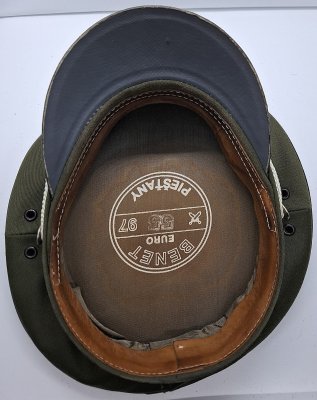 Poddôstojnícka čiapka