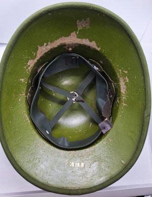 Mũ cối - hełm korkowy