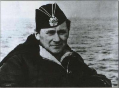 Пилотка ВМФ СССР офицерска?