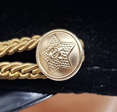 Oficer wojsk pancernych, artylerii, logistyki,