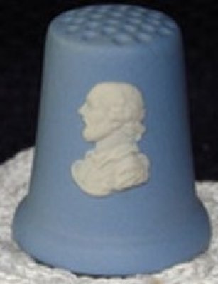 Naparstki wytwórni Wedgwood z kamionki jaspisowej