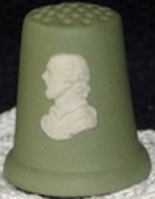 Naparstki wytwórni Wedgwood z kamionki jaspisowej