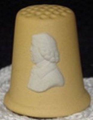 Naparstki wytwórni Wedgwood z kamionki jaspisowej