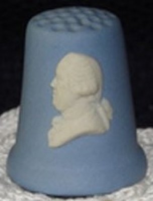 Naparstki wytwórni Wedgwood z kamionki jaspisowej