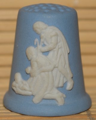 Naparstki wytwórni Wedgwood z kamionki jaspisowej