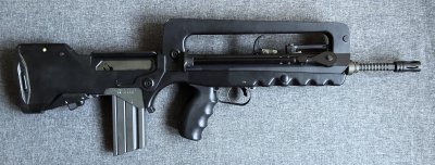 Karabinek automatyczny FAMAS F1