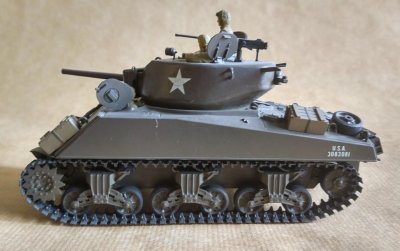 Czołg szturmowy M4A3E2 