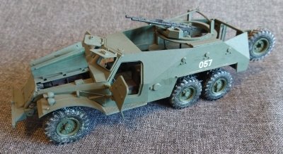 Transporter opancerzony BTR-152E