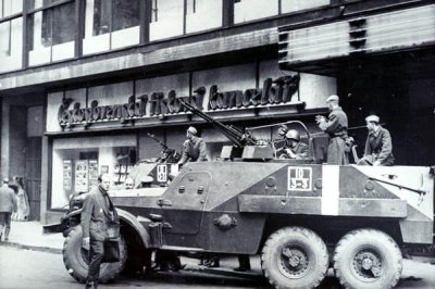 Transporter opancerzony BTR-152E