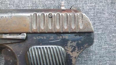 Pistolet TT-33 (1936)