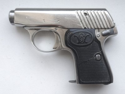 Pistolet Walther Model 2