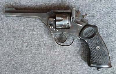Rewolwer Webley Mk IV (0.380